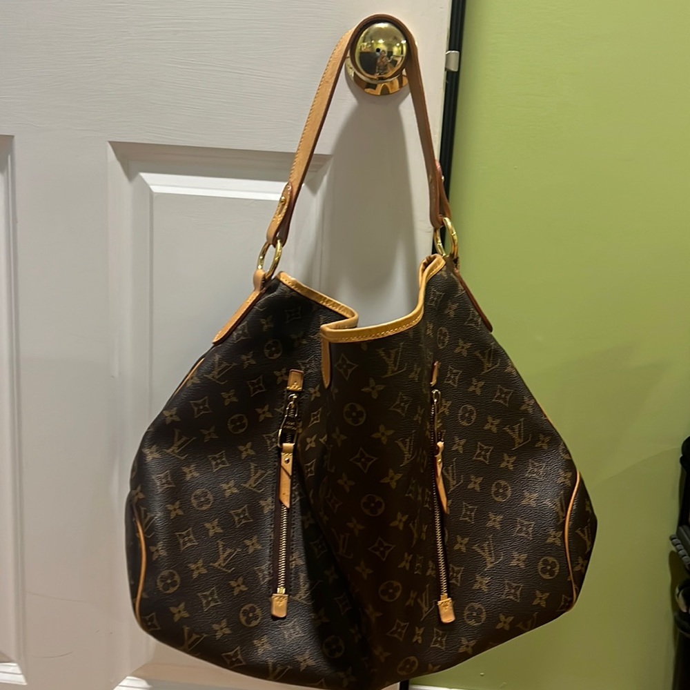 Nice Louis Vuitton well maintained